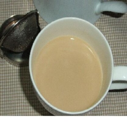 丁寧に普通に淹れたお紅茶って美味しいですよね。
ロイヤルミルクティはリッチな美味しさで好きです～♪
ごちそうさまでした！！